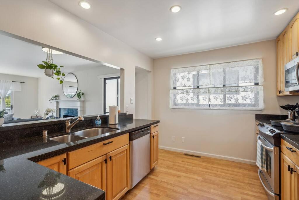Modern Lux , 4Br 3Ba, 30 Or More Days Only South San Francisco Exterior foto